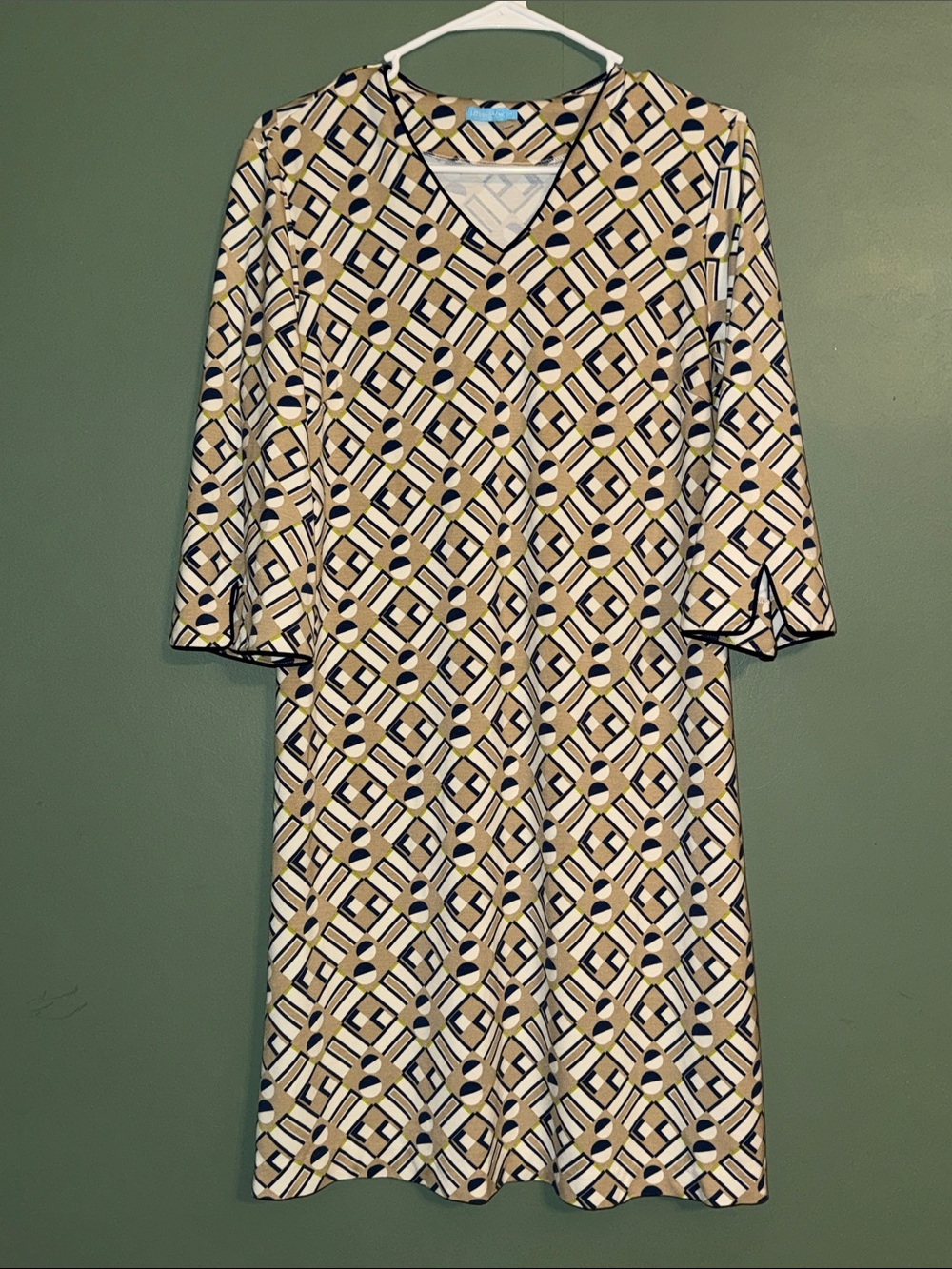 J. McLaughlin Tan, Navy and White Geometric Print Catalina Bell Sleeve Shift Med
